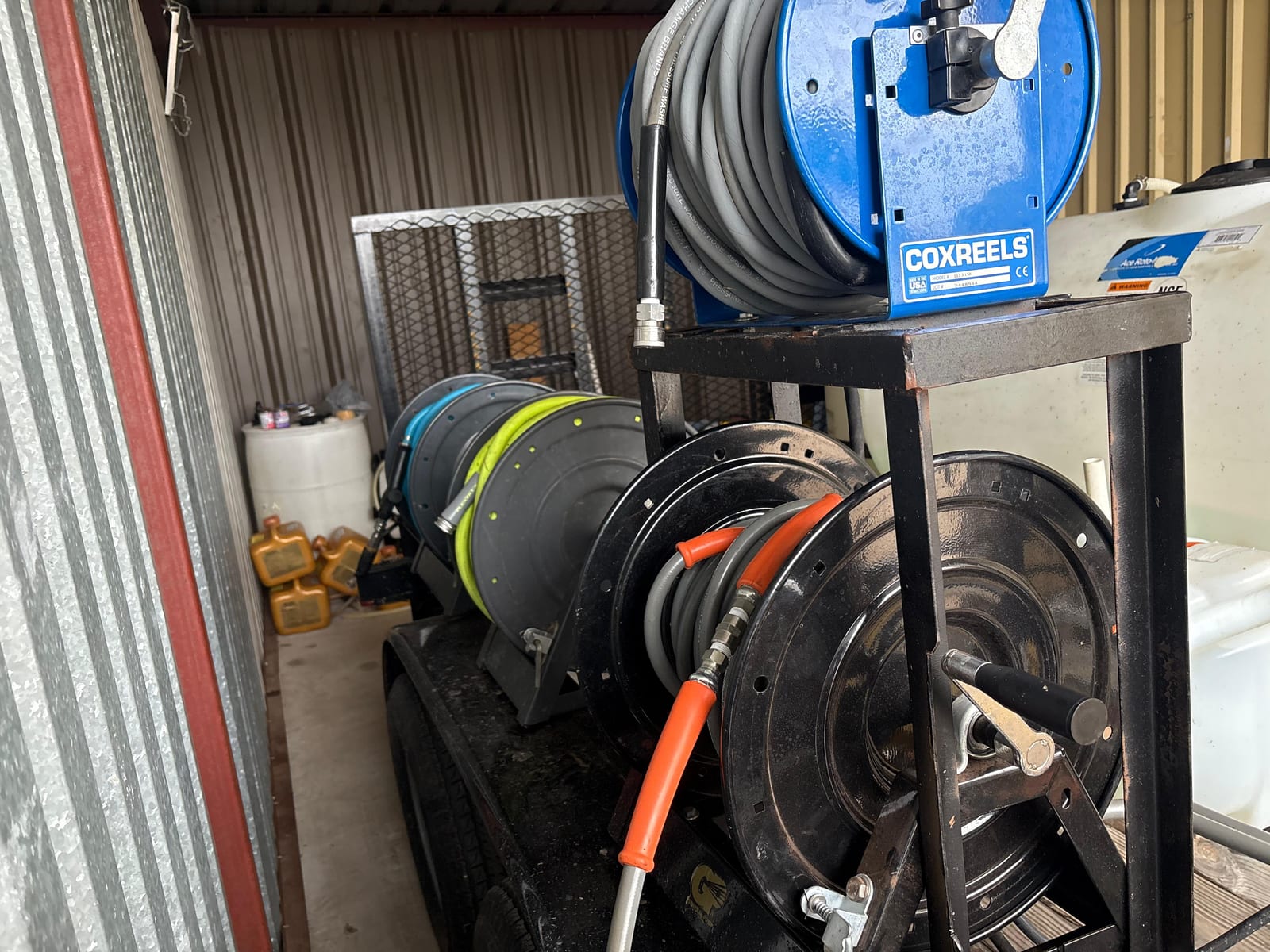 Pressure washer + hose reels